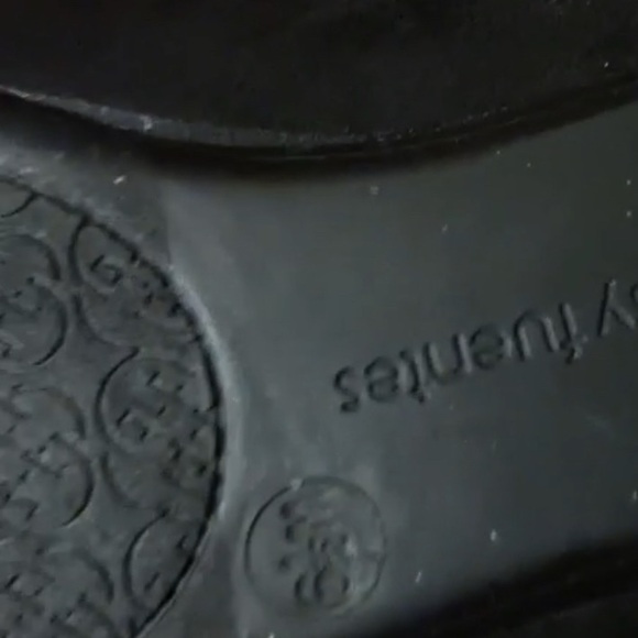 Daisy Fuentes Flats 🥿🥿 - Picture 10 of 11